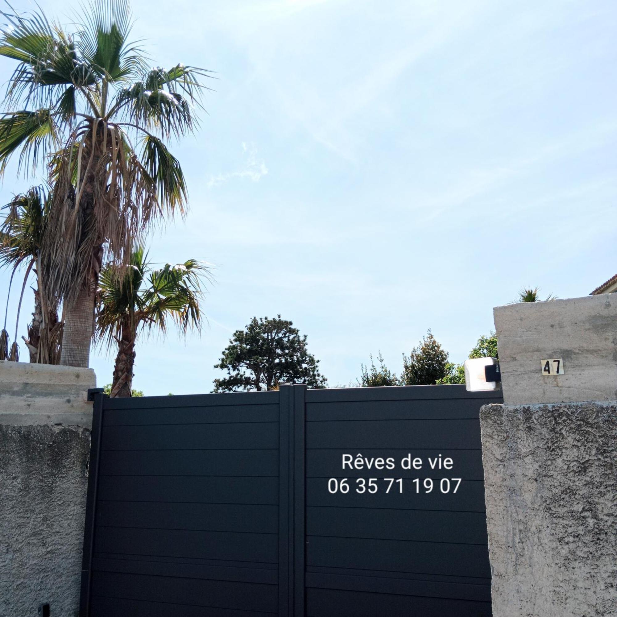 Rêves de vie Studio avec terrasse et parking privé Cassis Camera foto